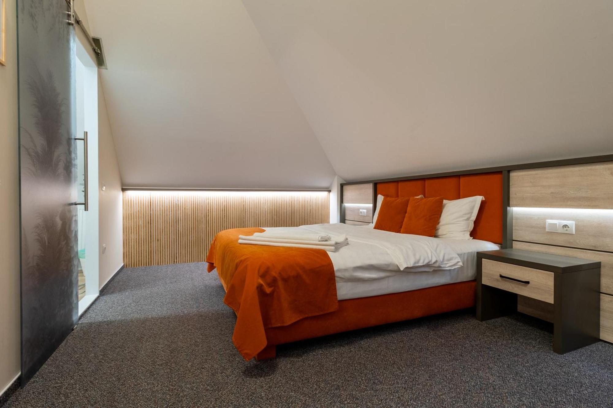 Loft By Lumiere Sibiu Hotel Ngoại thất bức ảnh