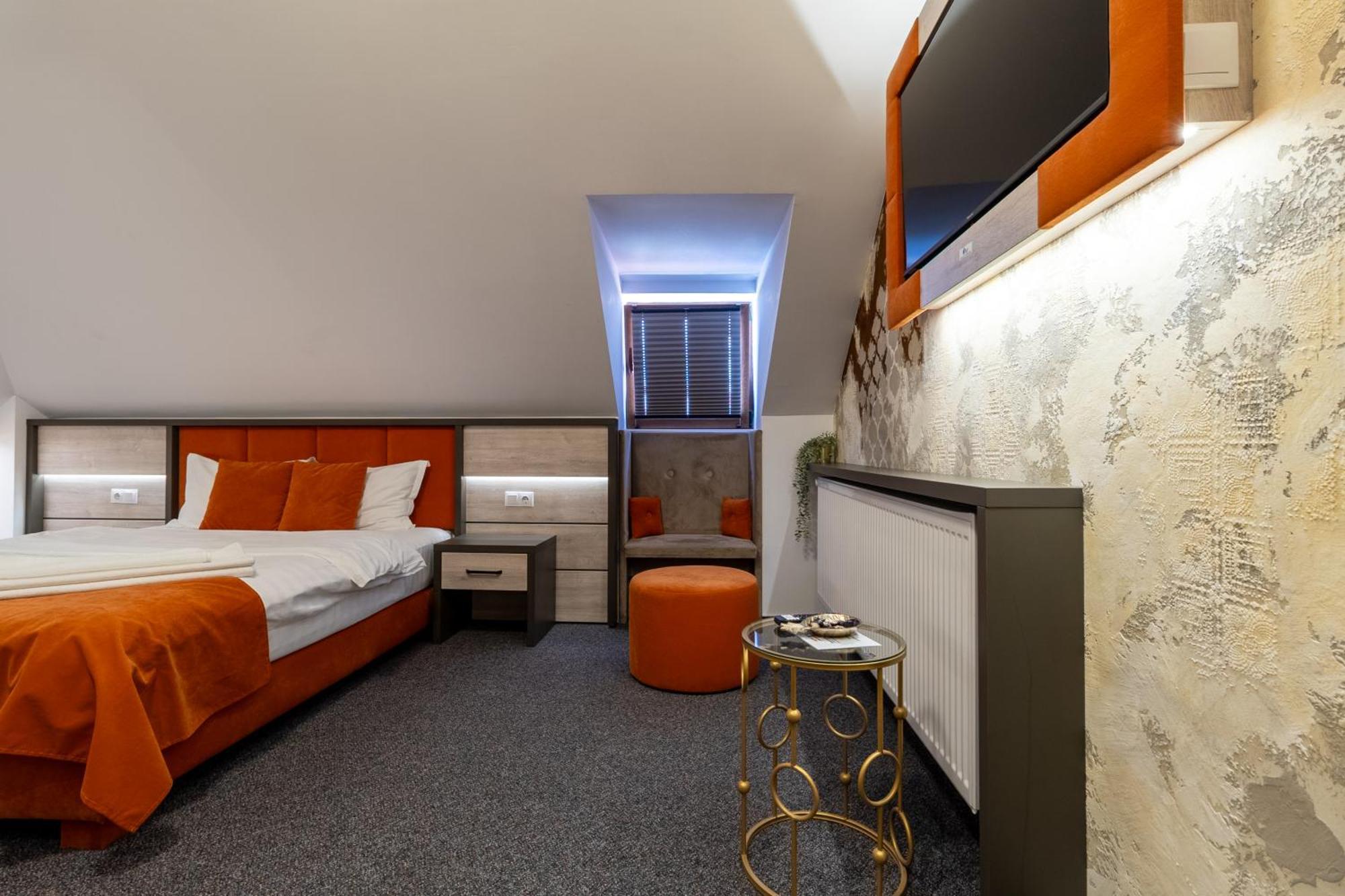 Loft By Lumiere Sibiu Hotel Ngoại thất bức ảnh